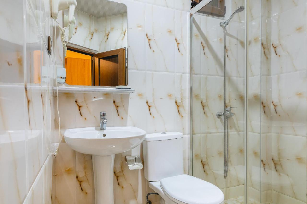 Hotel Chveni Ezo Kobuleti ภายนอก รูปภาพ