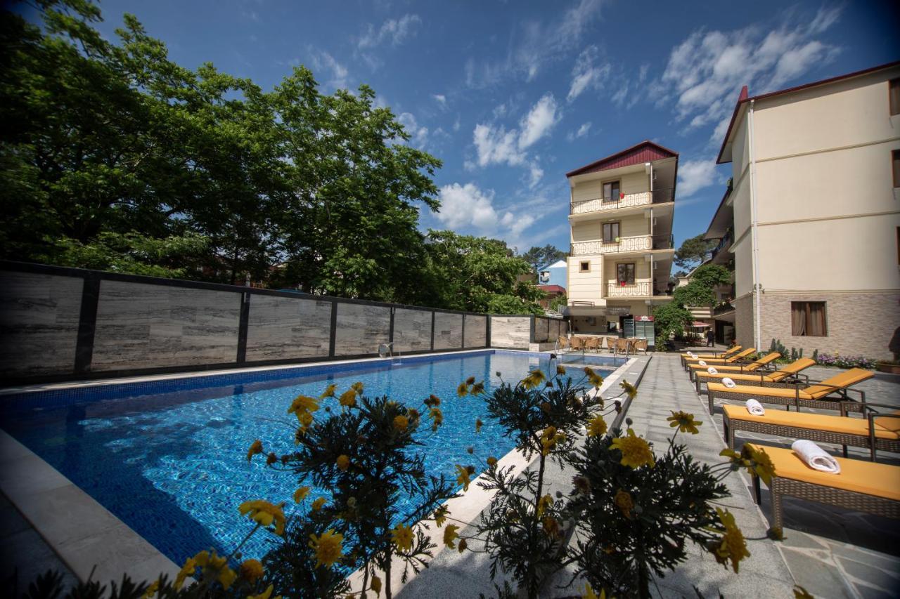 Hotel Chveni Ezo Kobuleti ภายนอก รูปภาพ