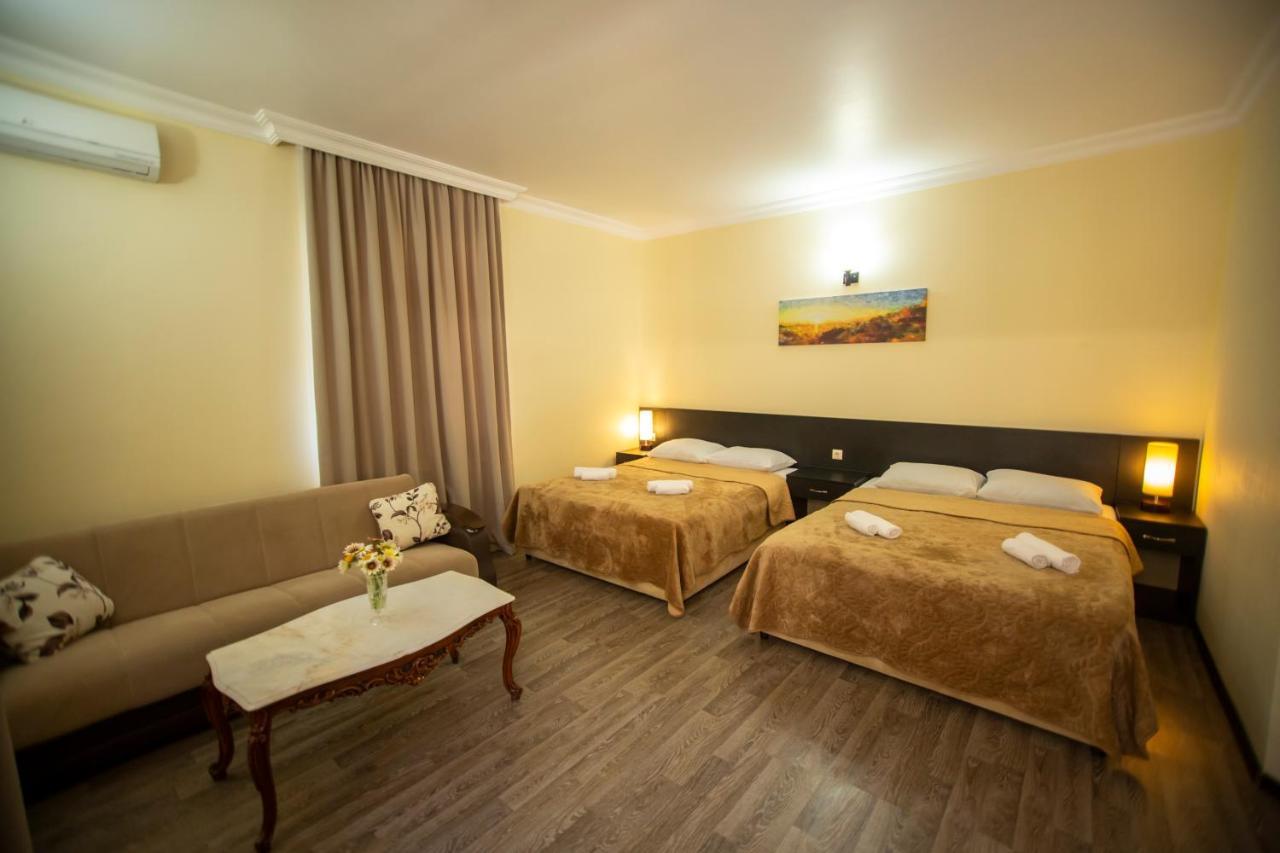 Hotel Chveni Ezo Kobuleti ภายนอก รูปภาพ