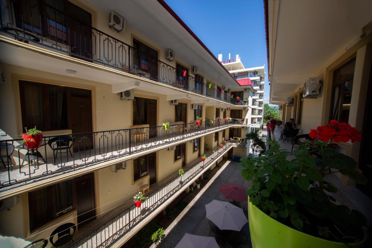 Hotel Chveni Ezo Kobuleti ภายนอก รูปภาพ