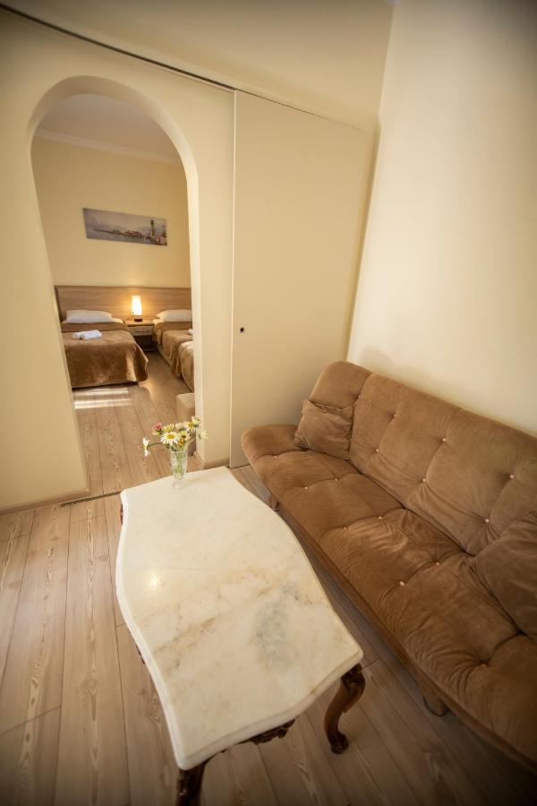 Hotel Chveni Ezo Kobuleti ภายนอก รูปภาพ