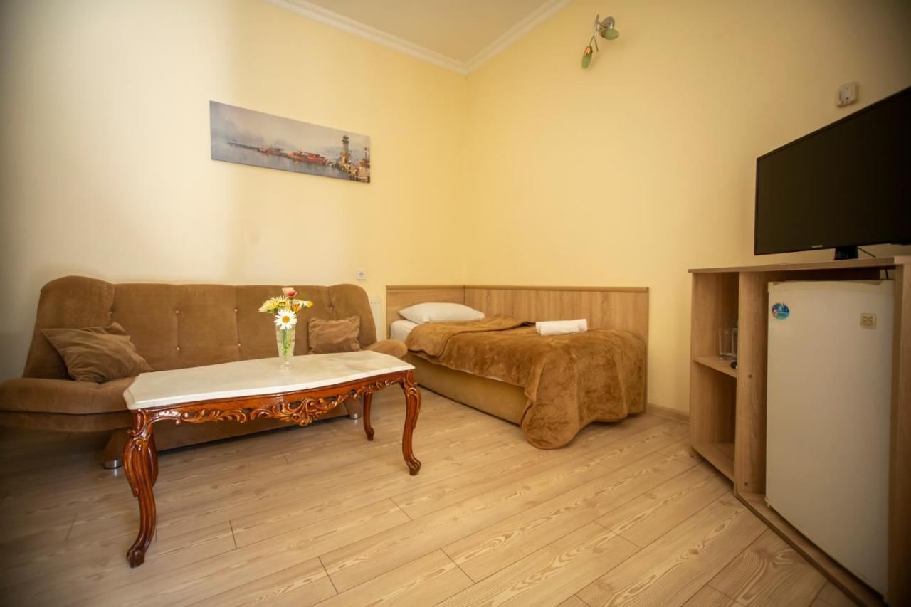 Hotel Chveni Ezo Kobuleti ภายนอก รูปภาพ