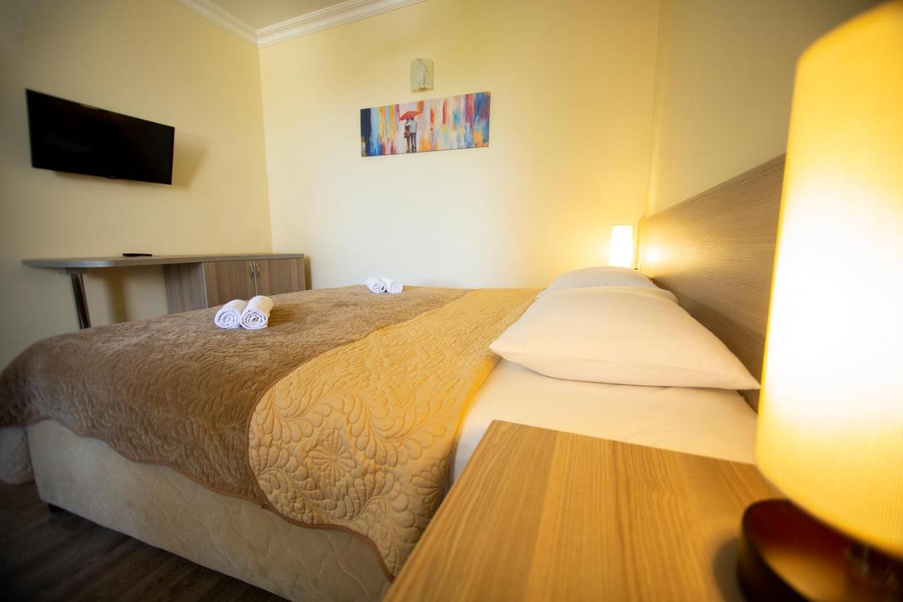 Hotel Chveni Ezo Kobuleti ภายนอก รูปภาพ